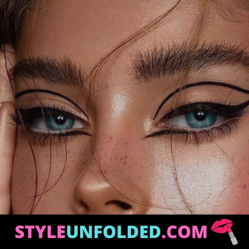 Floating Eyeliner Look - 5 Best Eyeliner Styles for Monolid Eyes