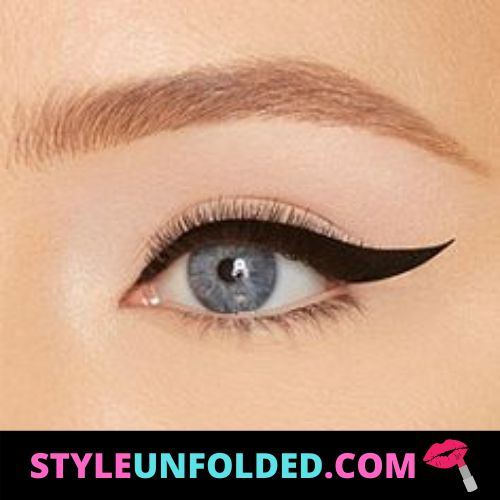 how to apply eyeliner for hooded eyes
